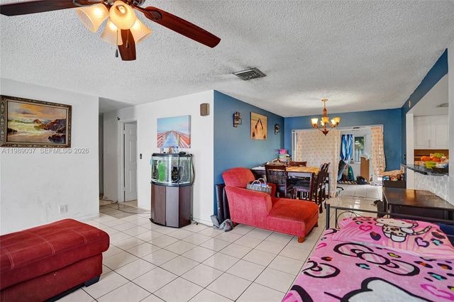 1157 NW 45th Ave, Lauderhill, FL 33313