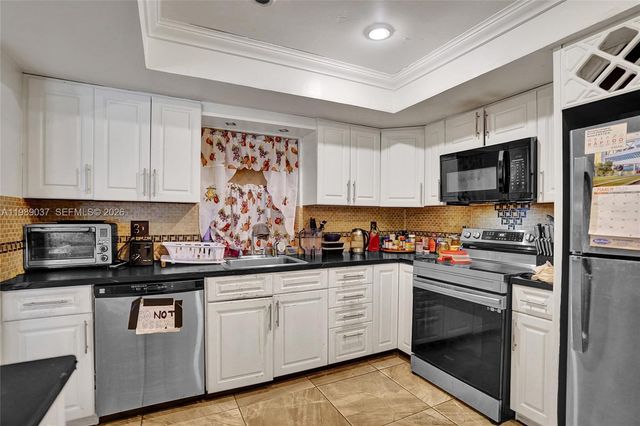 1157 NW 45th Ave, Lauderhill, FL 33313