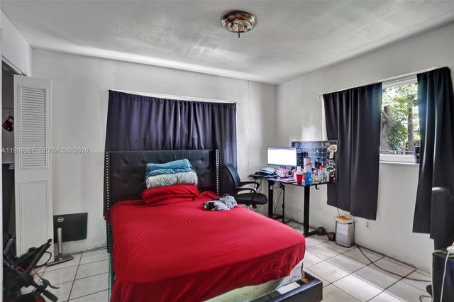 1157 NW 45th Ave, Lauderhill, FL 33313