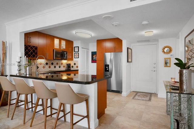 1925 Brickell Ave 1003, Miami, FL 33129