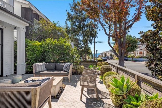 302 Orchid Avenue, Corona Del Mar (newport Beach), CA 92625