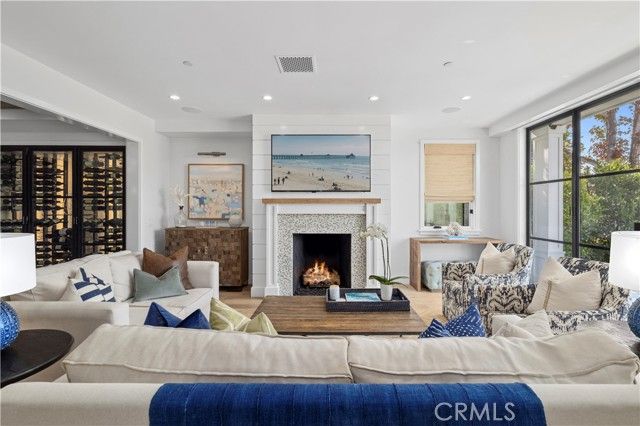302 Orchid Avenue, Corona Del Mar (newport Beach), CA 92625