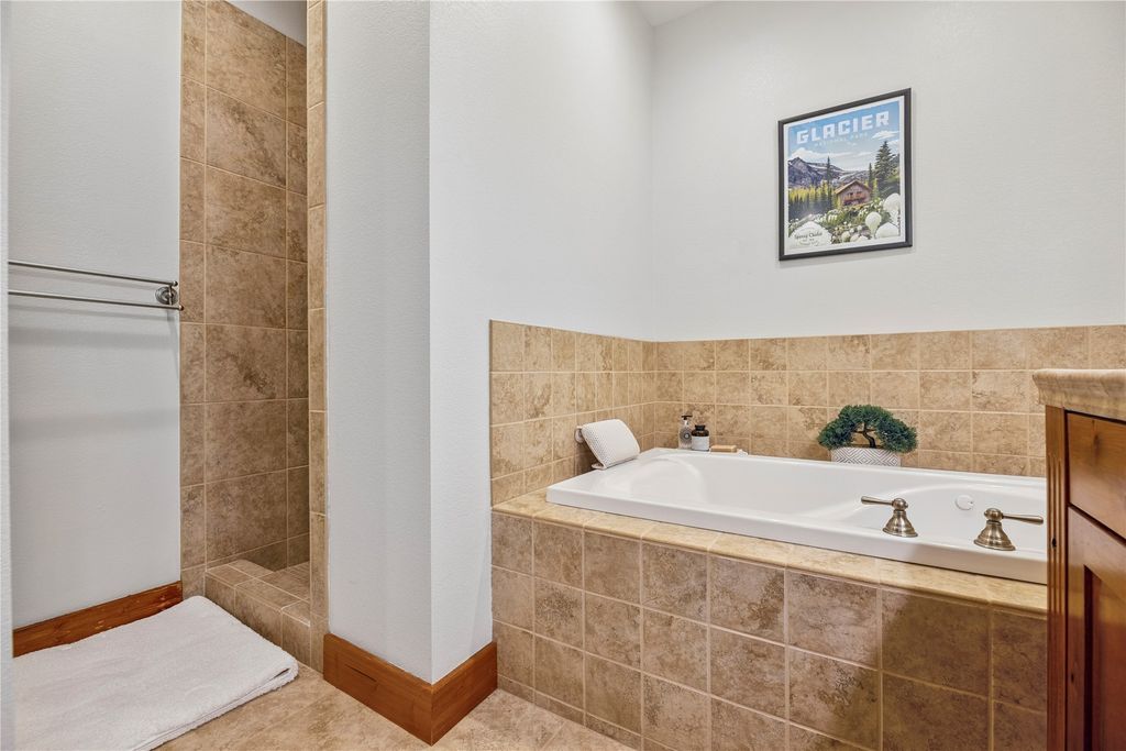 3813 Tamarack Avenue B, Whitefish, MT 59937 photo 26