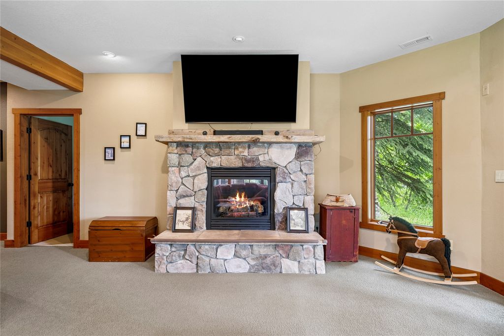 3813 Tamarack Avenue B, Whitefish, MT 59937 photo 39