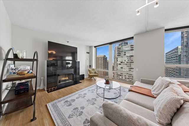 600 N Kingsbury Street 1809, Chicago, IL 60654