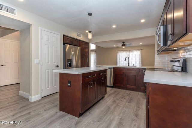 13642 S 42ND Place, Phoenix, AZ 85044