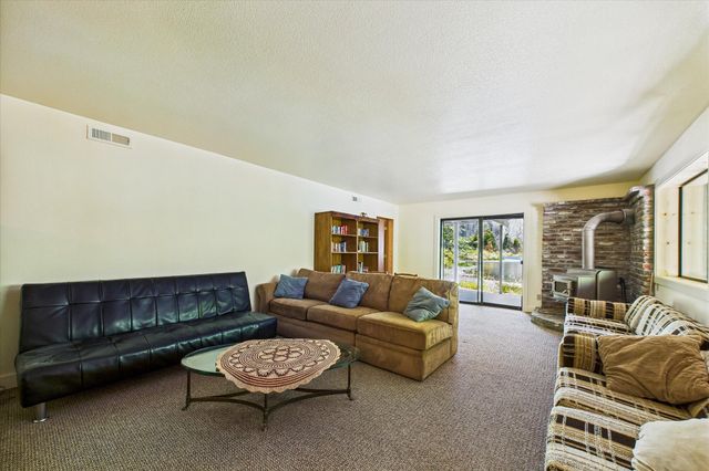 2103 Coffee Creek Road, Trinity Center, CA 96091