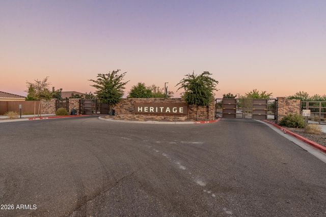 25456 N 176TH Avenue, Surprise, AZ 85387