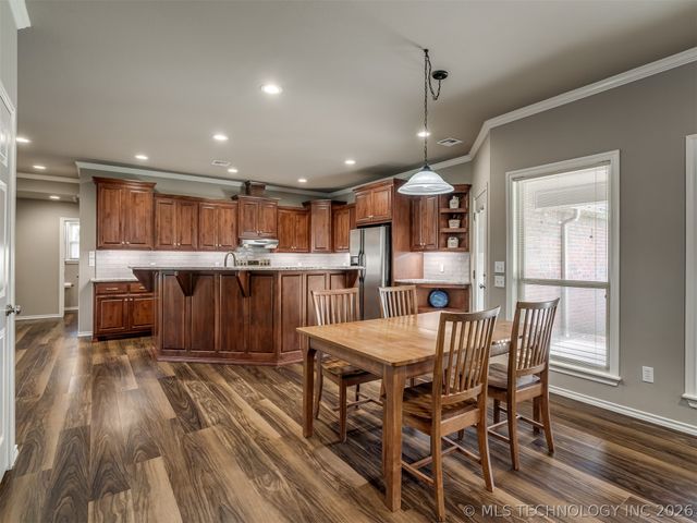 13623 S 18th Street, Jenks, OK 74008