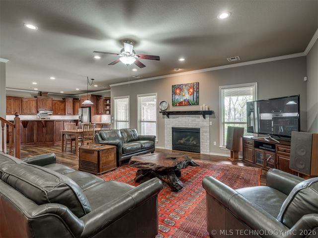 13623 S 18th Street, Jenks, OK 74008