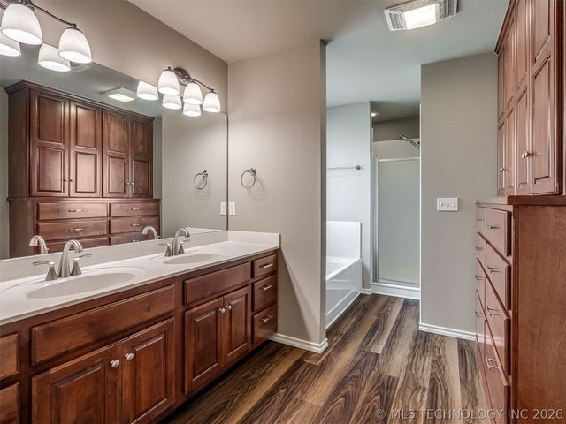 13623 S 18th Street, Jenks, OK 74008