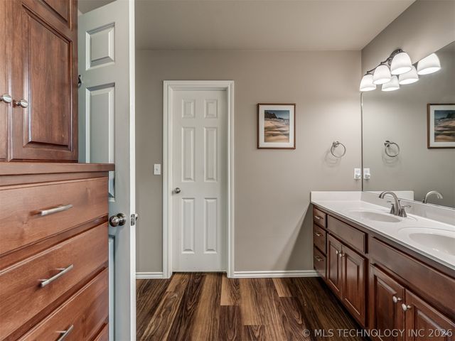 13623 S 18th Street, Jenks, OK 74008