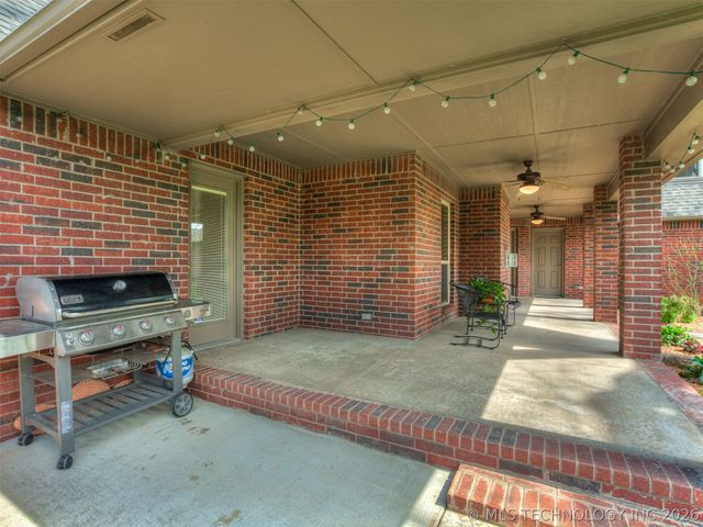 13623 S 18th Street, Jenks, OK 74008