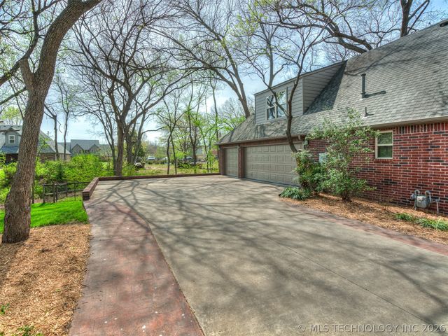13623 S 18th Street, Jenks, OK 74008