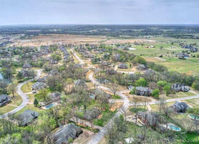 13623 S 18th Street, Jenks, OK 74008