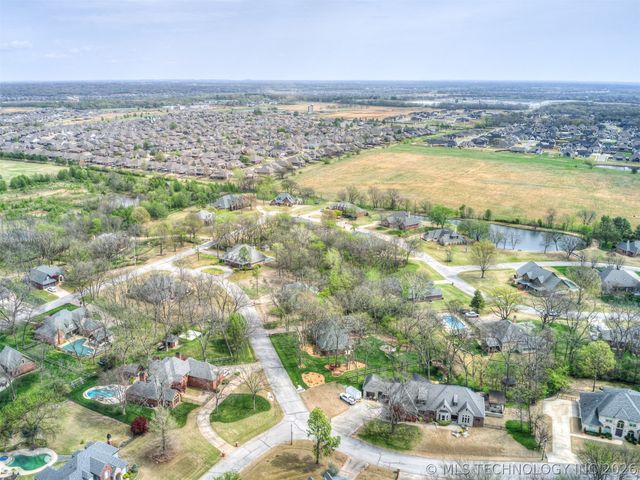 13623 S 18th Street, Jenks, OK 74008