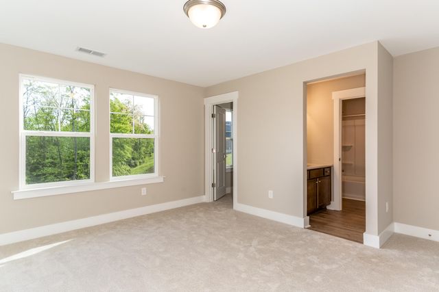 10555 S Brookhurst Lane, Union, KY 41091
