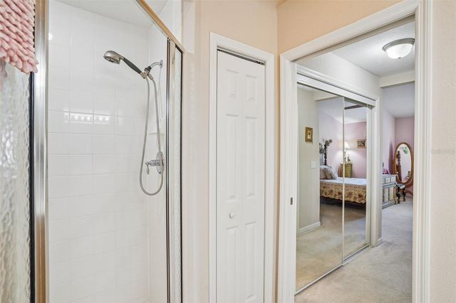 10172 MAINSAIL DRIVE, Oxford, FL 34484