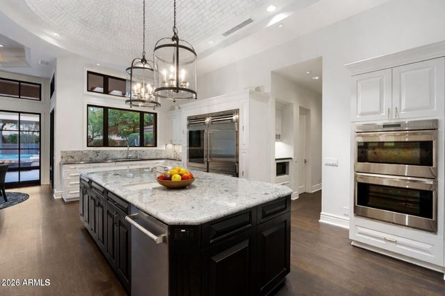 10163 E HUALAPAI Drive, Scottsdale, AZ 85255