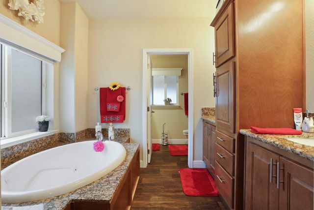 18370 Atkins Rd, Lodi, CA 95240