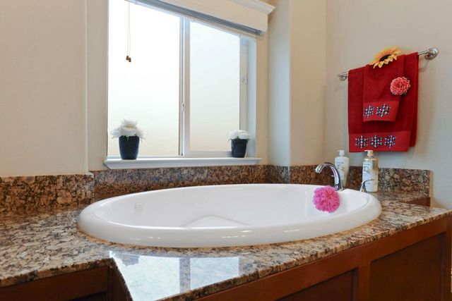 18370 Atkins Rd, Lodi, CA 95240