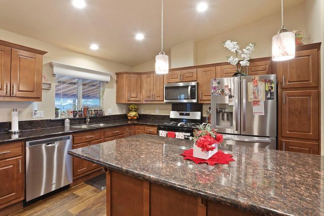 18370 Atkins Rd, Lodi, CA 95240