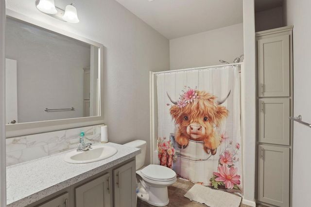 18370 Atkins Rd, Lodi, CA 95240