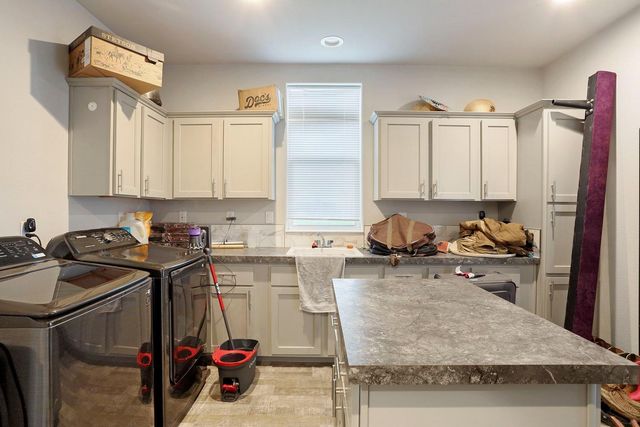 18370 Atkins Rd, Lodi, CA 95240