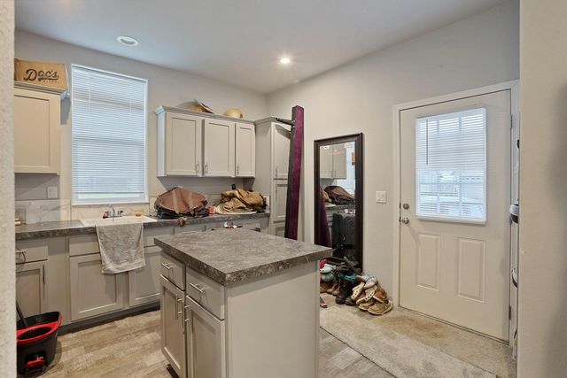 18370 Atkins Rd, Lodi, CA 95240