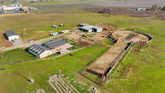 18370 Atkins Rd, Lodi, CA 95240