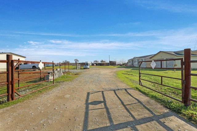 18370 Atkins Rd, Lodi, CA 95240