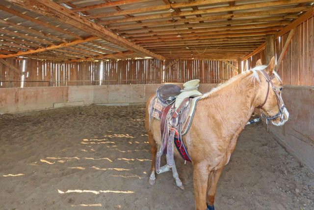 18370 Atkins Rd, Lodi, CA 95240