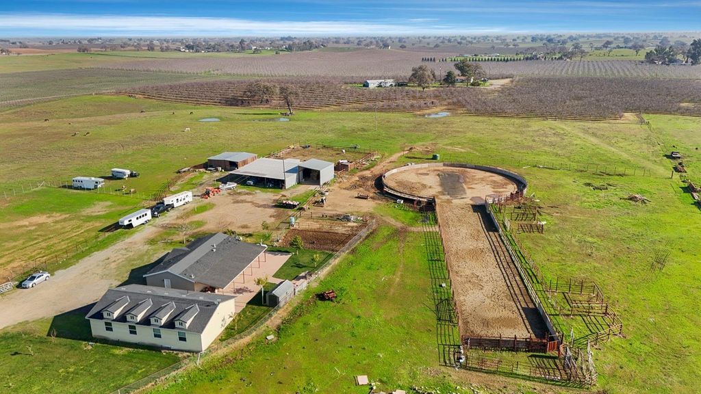 18370 Atkins Rd, Lodi, CA 95240