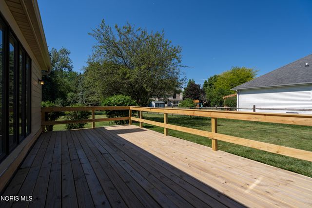 6209 Wexford Court, Maumee, OH 43537