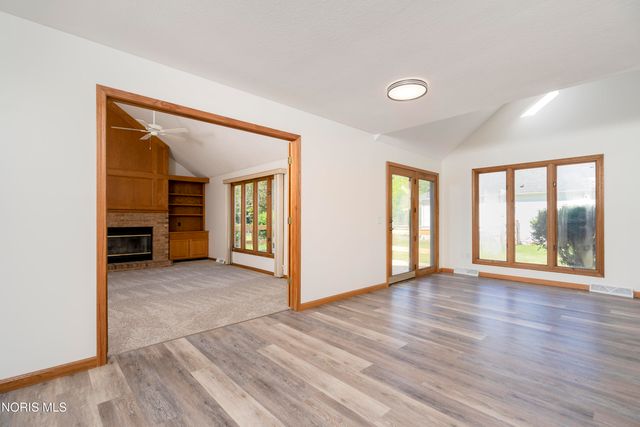 6209 Wexford Court, Maumee, OH 43537