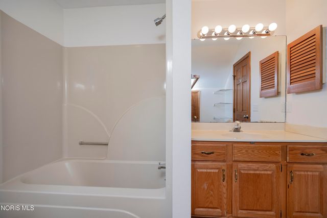6209 Wexford Court, Maumee, OH 43537