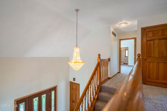 6209 Wexford Court, Maumee, OH 43537
