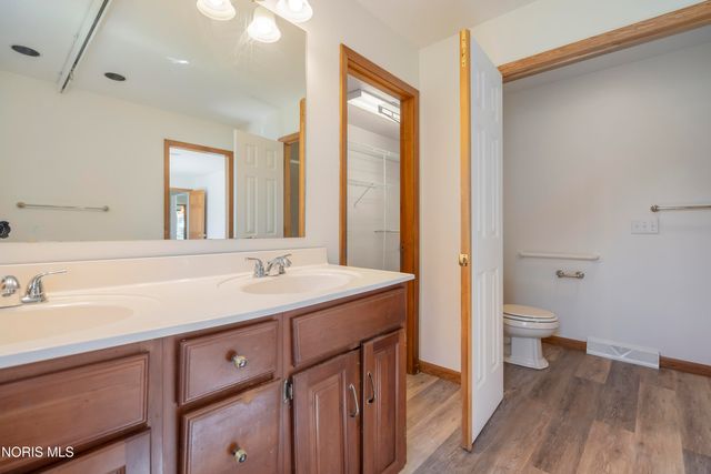 6209 Wexford Court, Maumee, OH 43537