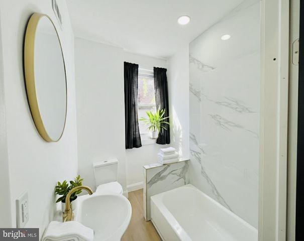 5237 GREENWAY AVE, Philadelphia, PA 19143