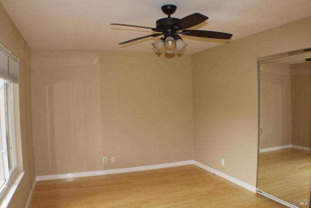 319 Belhaven Cir, Santa Rosa, CA 95409