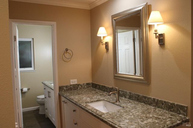 319 Belhaven Cir, Santa Rosa, CA 95409