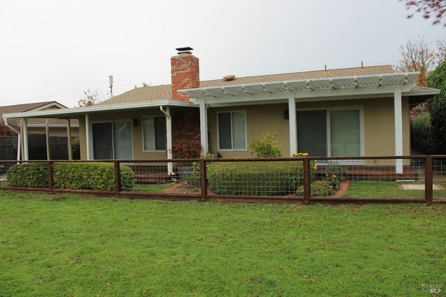 319 Belhaven Cir, Santa Rosa, CA 95409