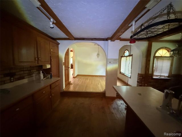 6456 W Court Street, Flint, MI 48532