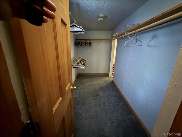 6456 W Court Street, Flint, MI 48532