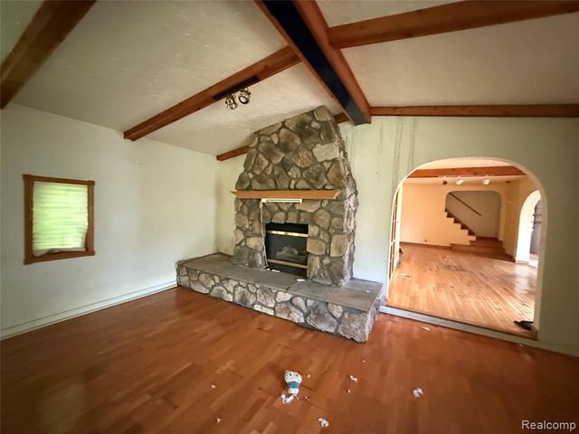 6456 W Court Street, Flint, MI 48532