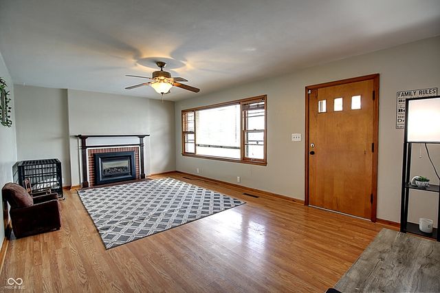 1035 N Scatterfield Road, Anderson, IN 46012