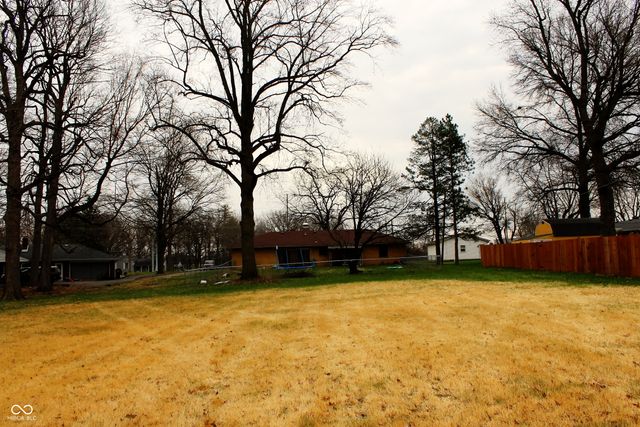 1035 N Scatterfield Road, Anderson, IN 46012