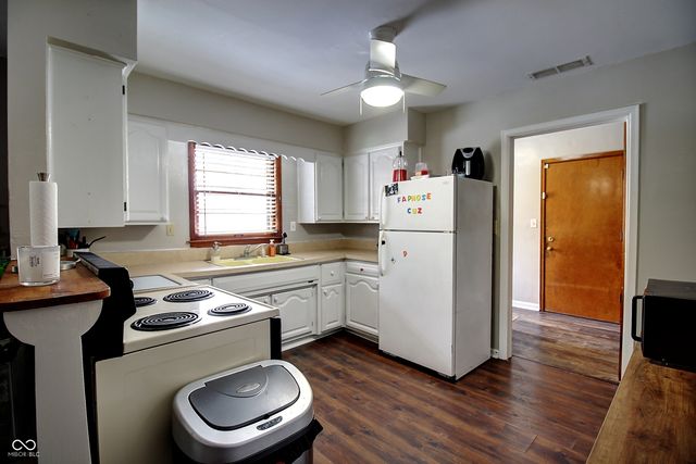 1035 N Scatterfield Road, Anderson, IN 46012