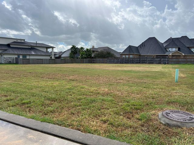 4812 Lost Creek Lane, League City, TX 77573