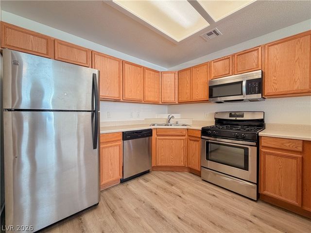 9580 West Reno Avenue 124, Las Vegas, NV 89148